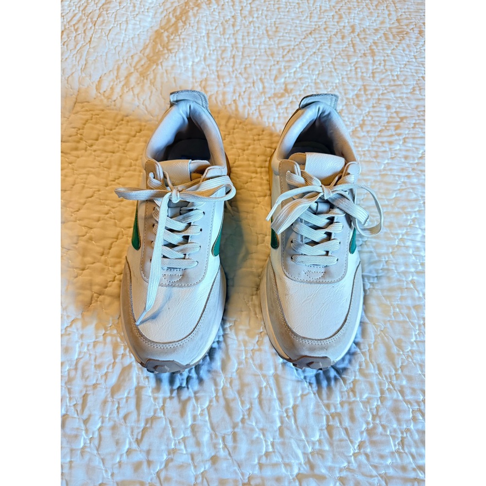 DV Dolce Vita Braiden White Green Platform Sneakers Womens 9 Retro Jogger Shoes